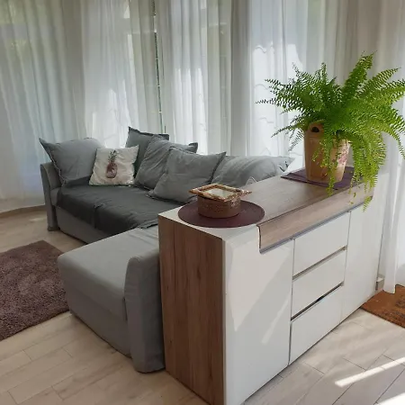 Tatil Evi Nadliget Vendeghaz Ábrahámhegy